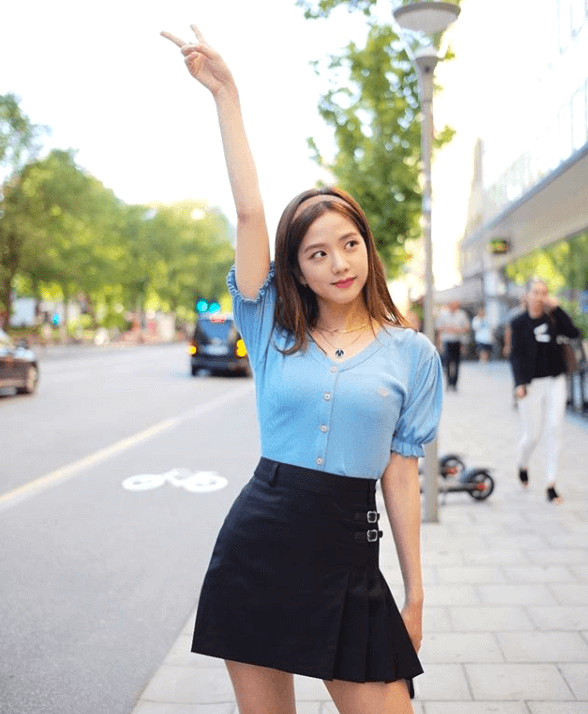 Who is Jisoo (BLACKPINK)? Facts, Profile, Childhood, Family, Interests,  Acting and Music 