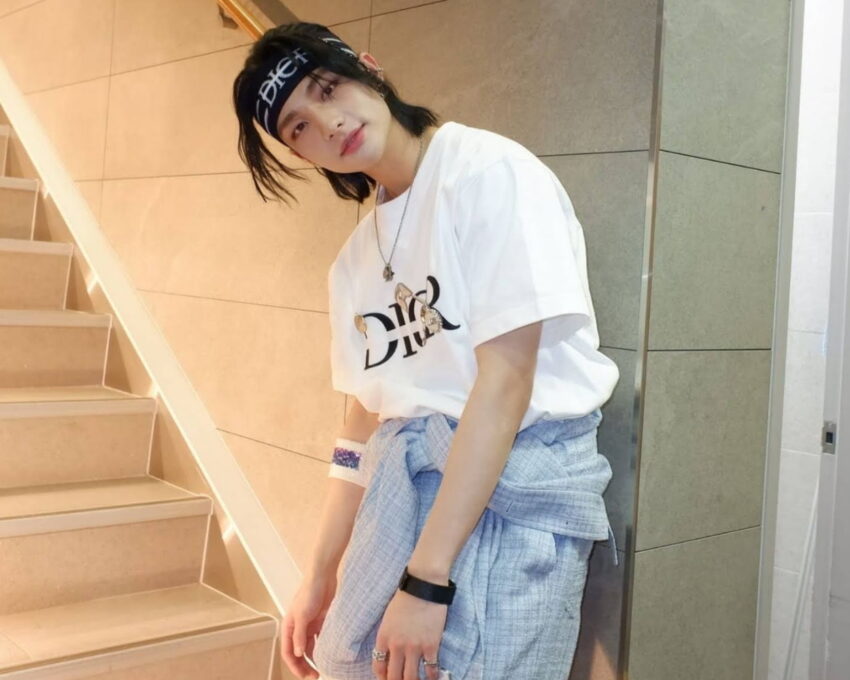 Hyunjin’s Brand New Black Hair (Dior Boy)