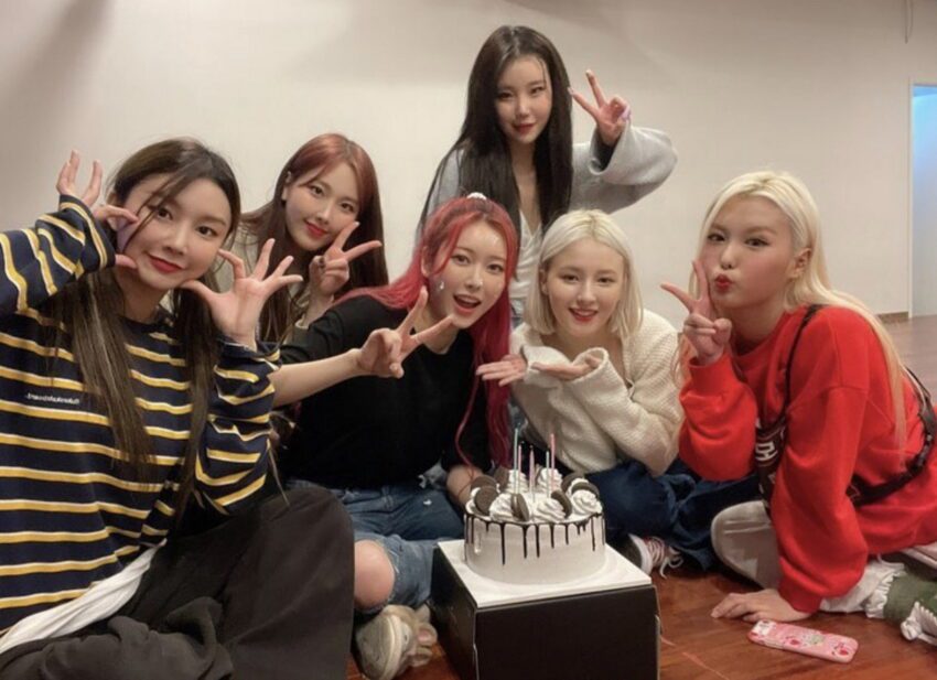Who are MOMOLAND Members?