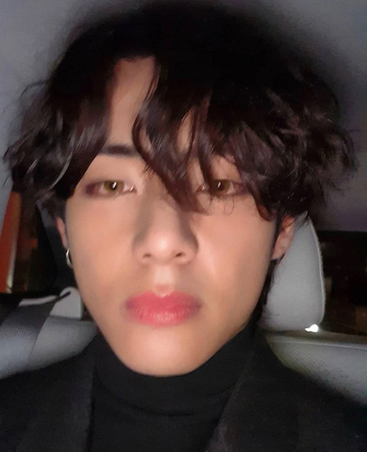 Who Is BTS V Everything We Know About Kim TaeHyung From His Dating  History To  Capital