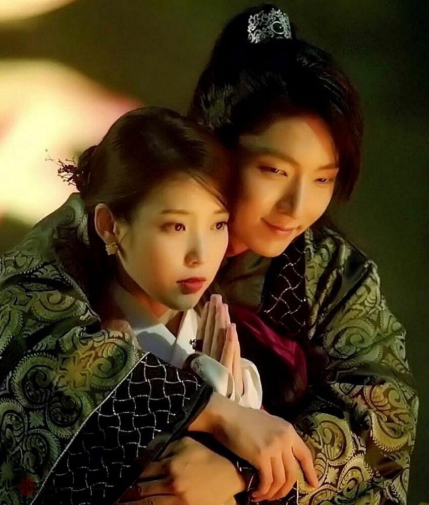 IU ve Lee Joon Gi “Scarlet Heart: Goryeo” Günlerini Yadetti