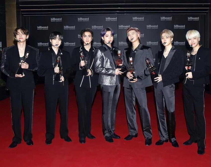 BTS gewinnt 4 Auszeichnungen bei der Preisverleihung „Billboard“