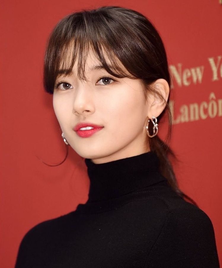 SUZY both received a new drama offer and became a DIOR model!