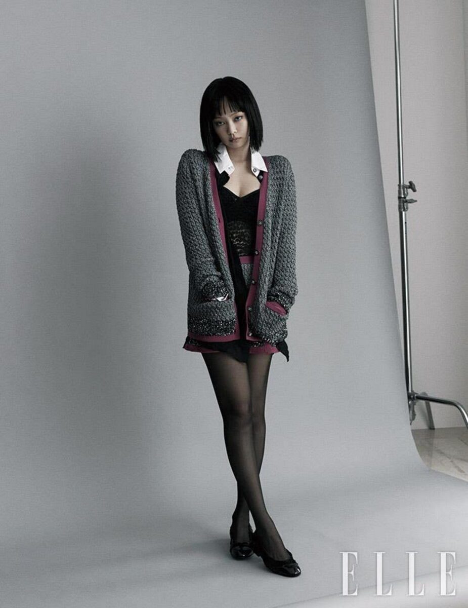 Jennie’s new ELLE poses are so charismatic once again | KoreBu.com
